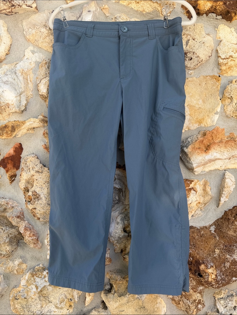 Eddie Bauer capris adjustable length tech capris